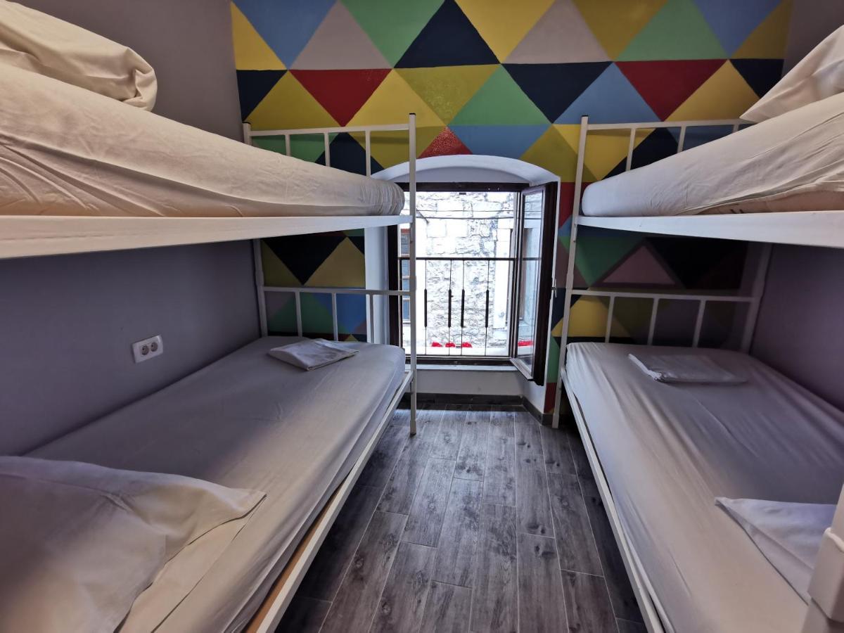Fiesta Siesta Social Hostel Split Exterior foto